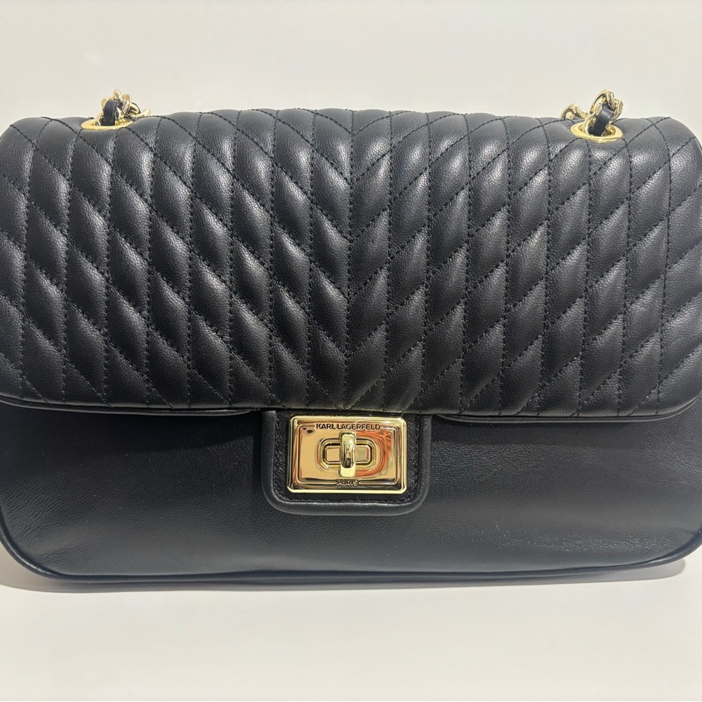 SOLD!!!!!!! Do not purchase. Karl Lagerfeld Black